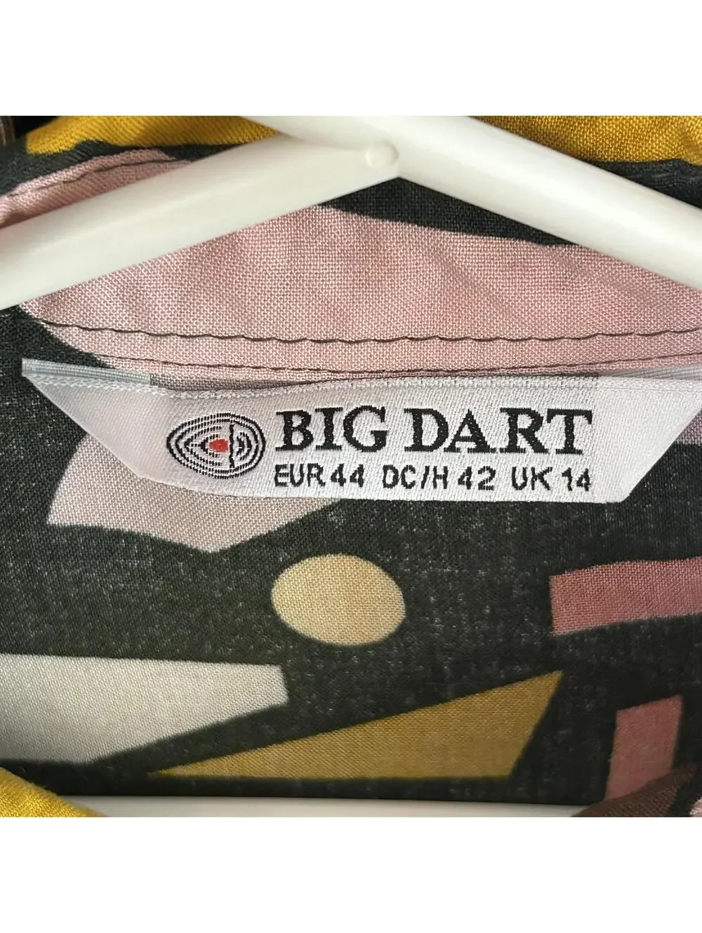 Big Dart Abstract Geometric Print Button-Up Blouse Size 10 Colorful Art-to-Wear